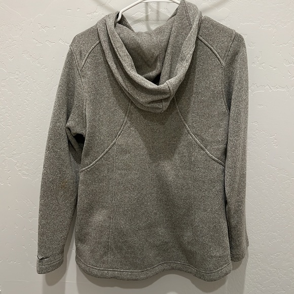 Medium women’s Eddie Bauer zip up - Picture 3 of 3